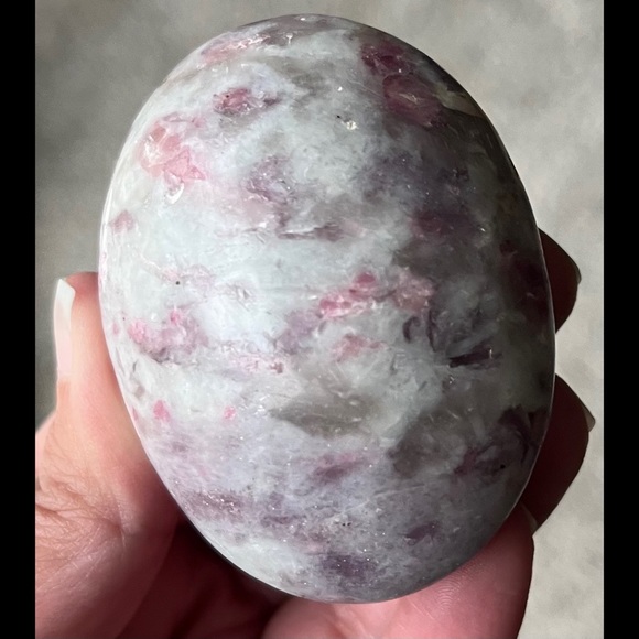 Rubellite Palm Stone - Picture 6 of 14